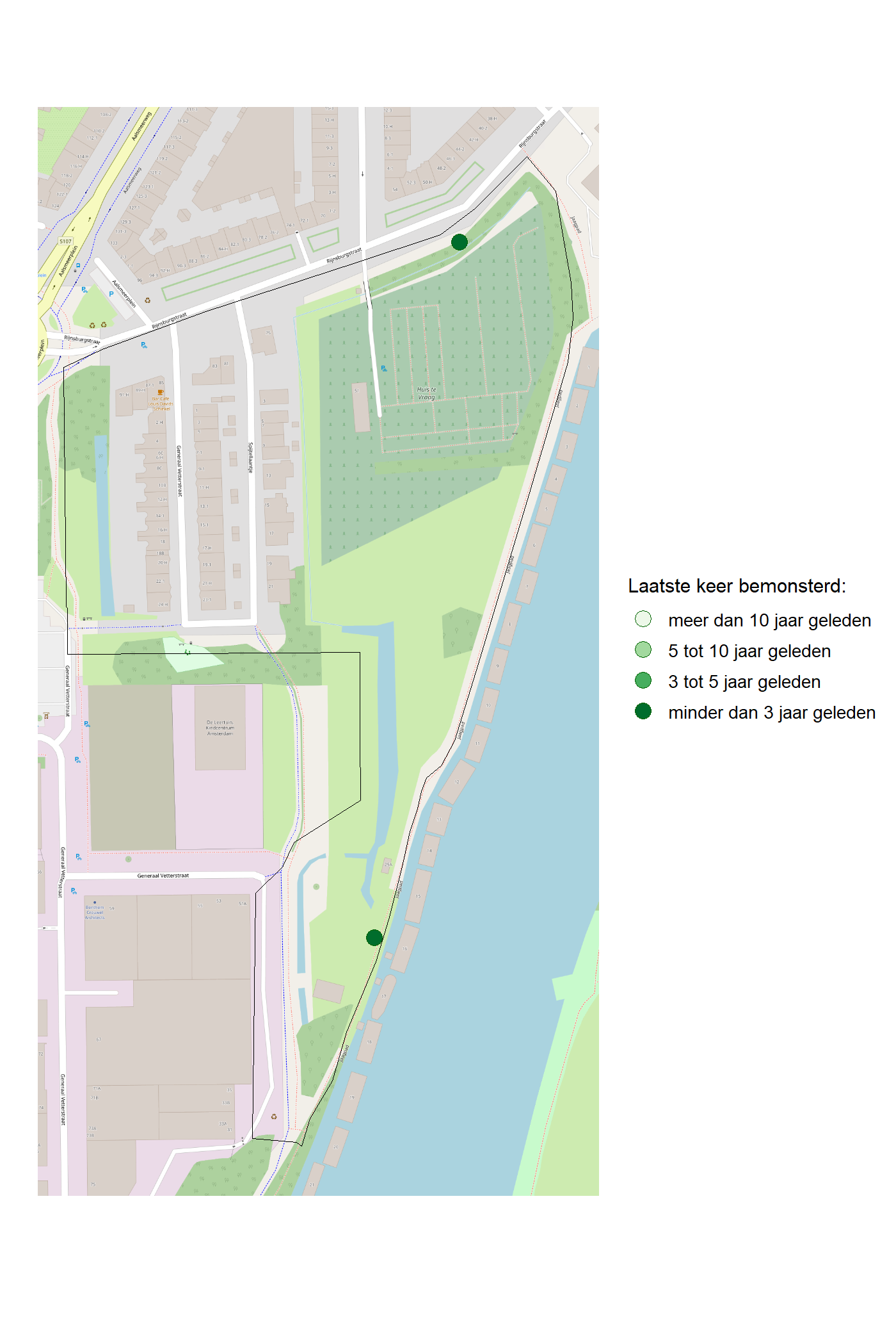 Kaart met meetlocaties waar waterplanten worden gemeten (groene stippen). Het laatste meetjaar waarin een locatie is bemonsterd is weergegeven in verschillende tinten groen.