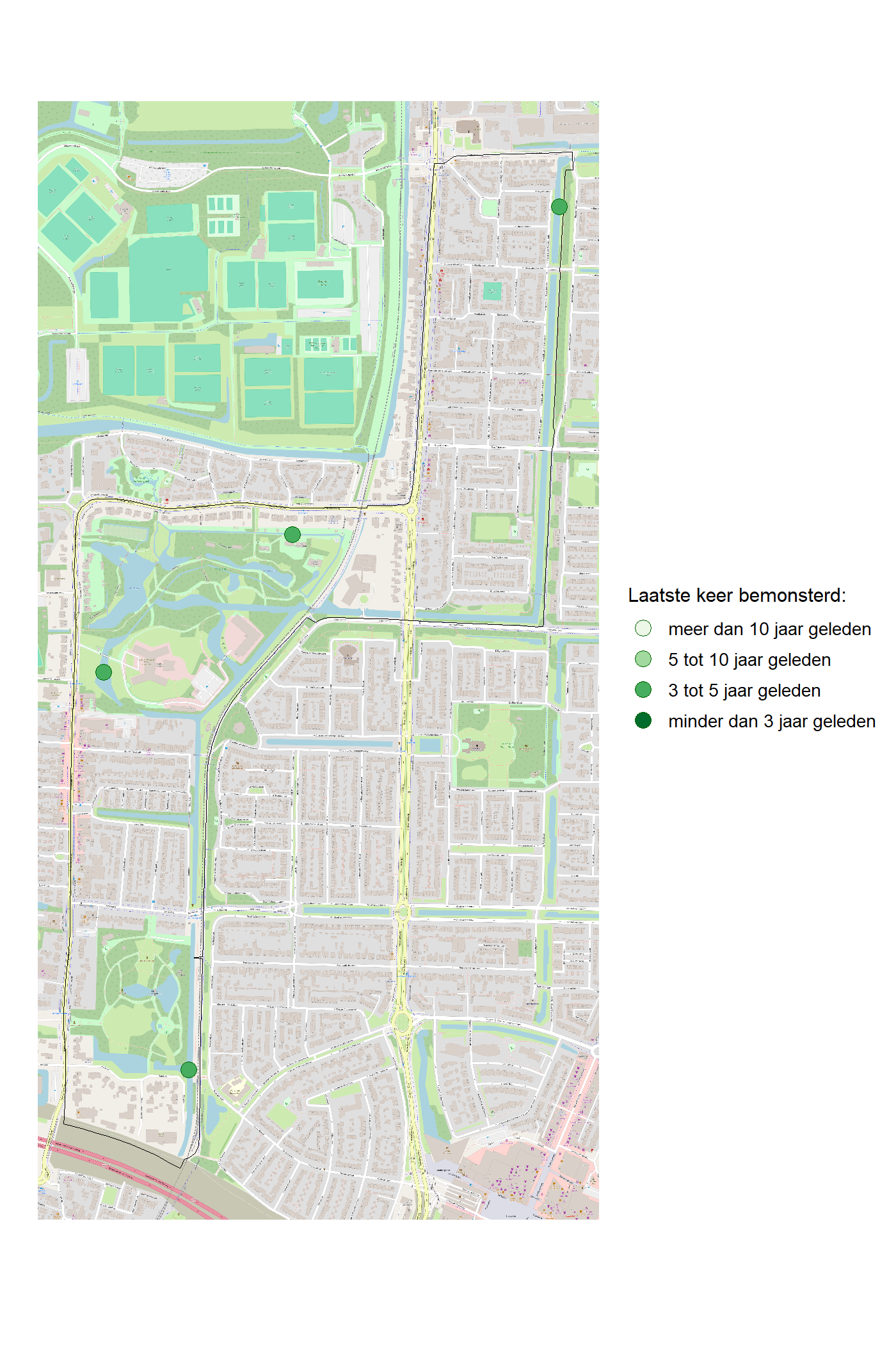 Kaart met meetlocaties waar waterplanten worden gemeten (groene stippen). Het laatste meetjaar waarin een locatie is bemonsterd is weergegeven in verschillende tinten groen.