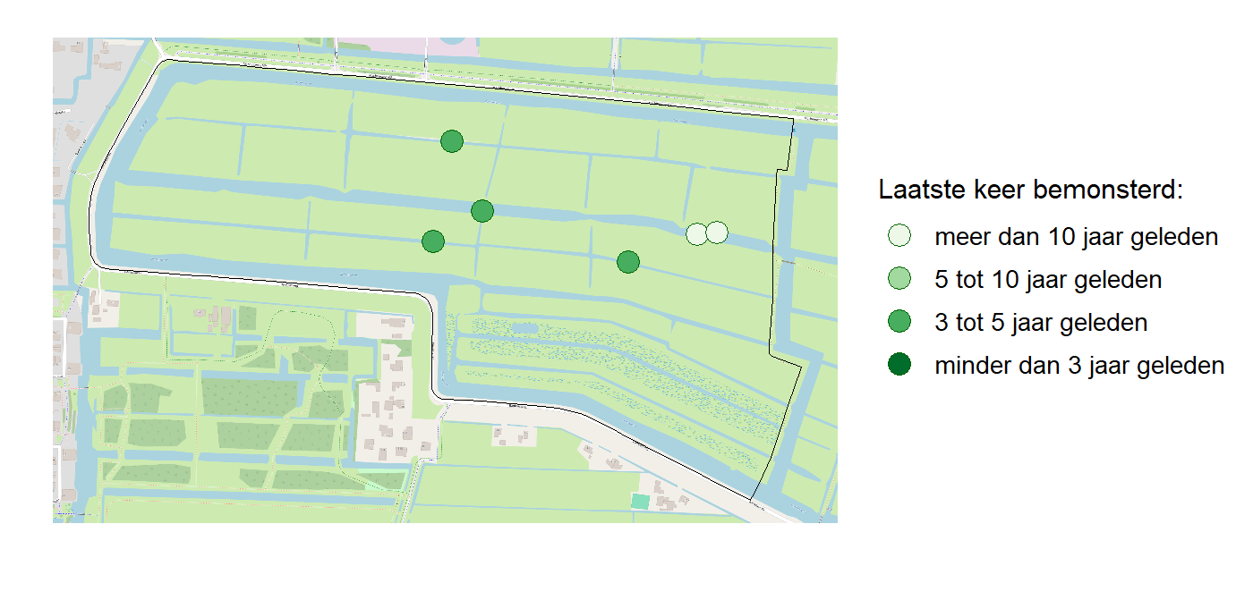 Kaart met meetlocaties waar waterplanten worden gemeten (groene stippen). Het laatste meetjaar waarin een locatie is bemonsterd is weergegeven in verschillende tinten groen.