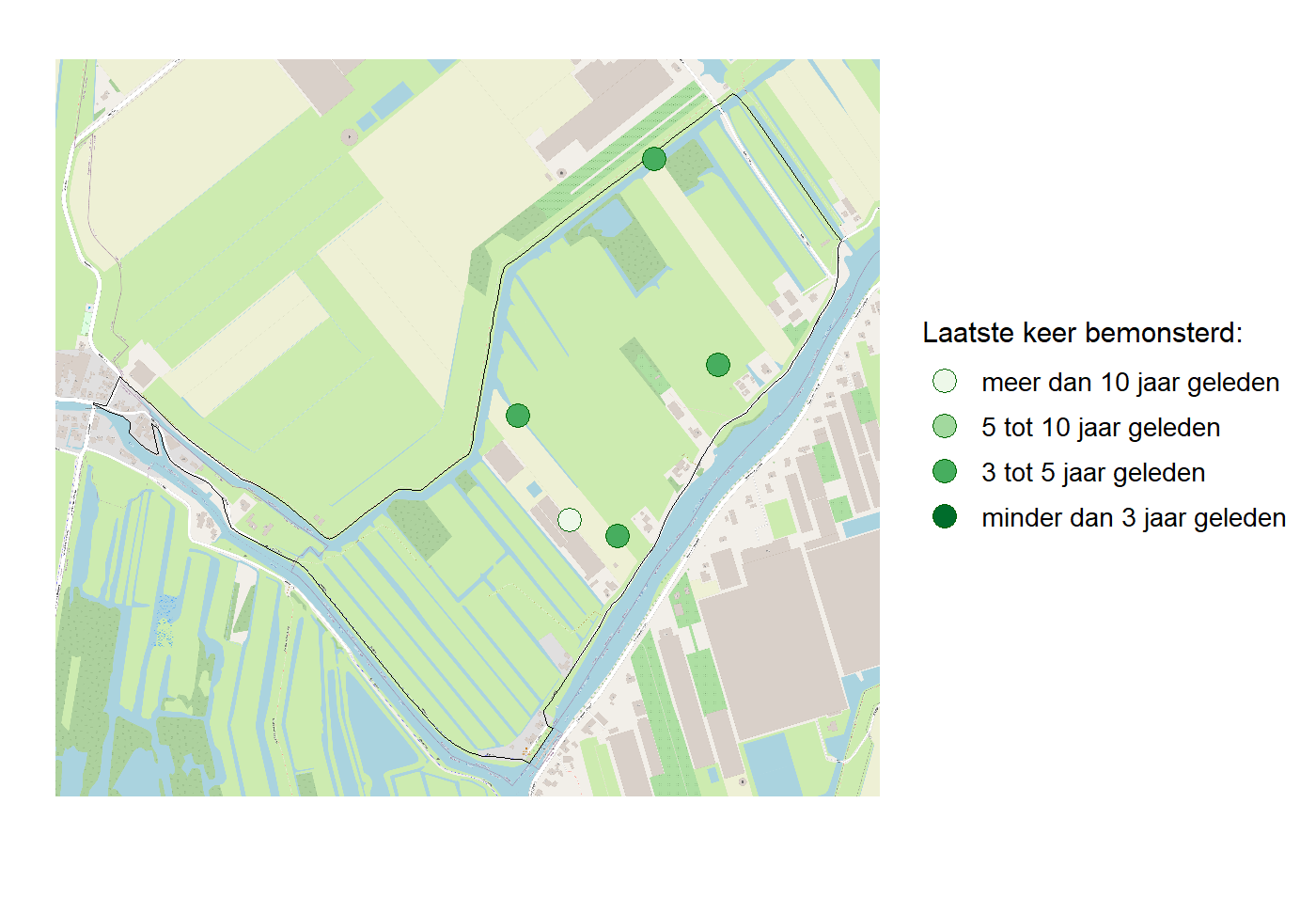 Kaart met meetlocaties waar waterplanten worden gemeten (groene stippen). Het laatste meetjaar waarin een locatie is bemonsterd is weergegeven in verschillende tinten groen.