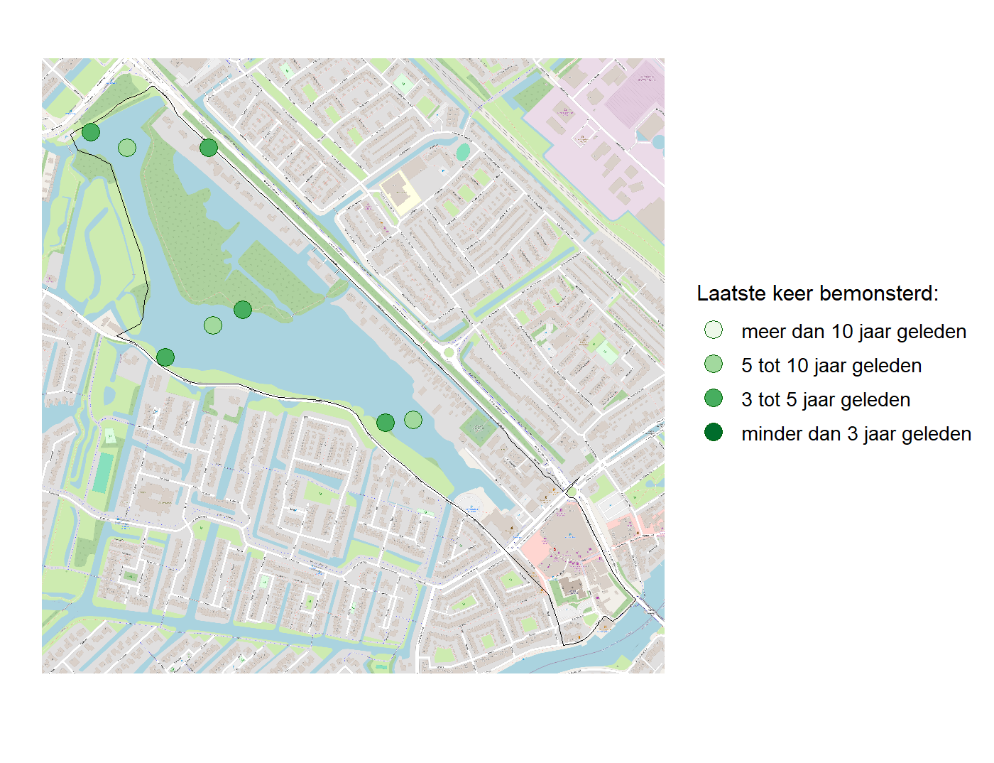 Kaart met meetlocaties waar waterplanten worden gemeten (groene stippen). Het laatste meetjaar waarin een locatie is bemonsterd is weergegeven in verschillende tinten groen.