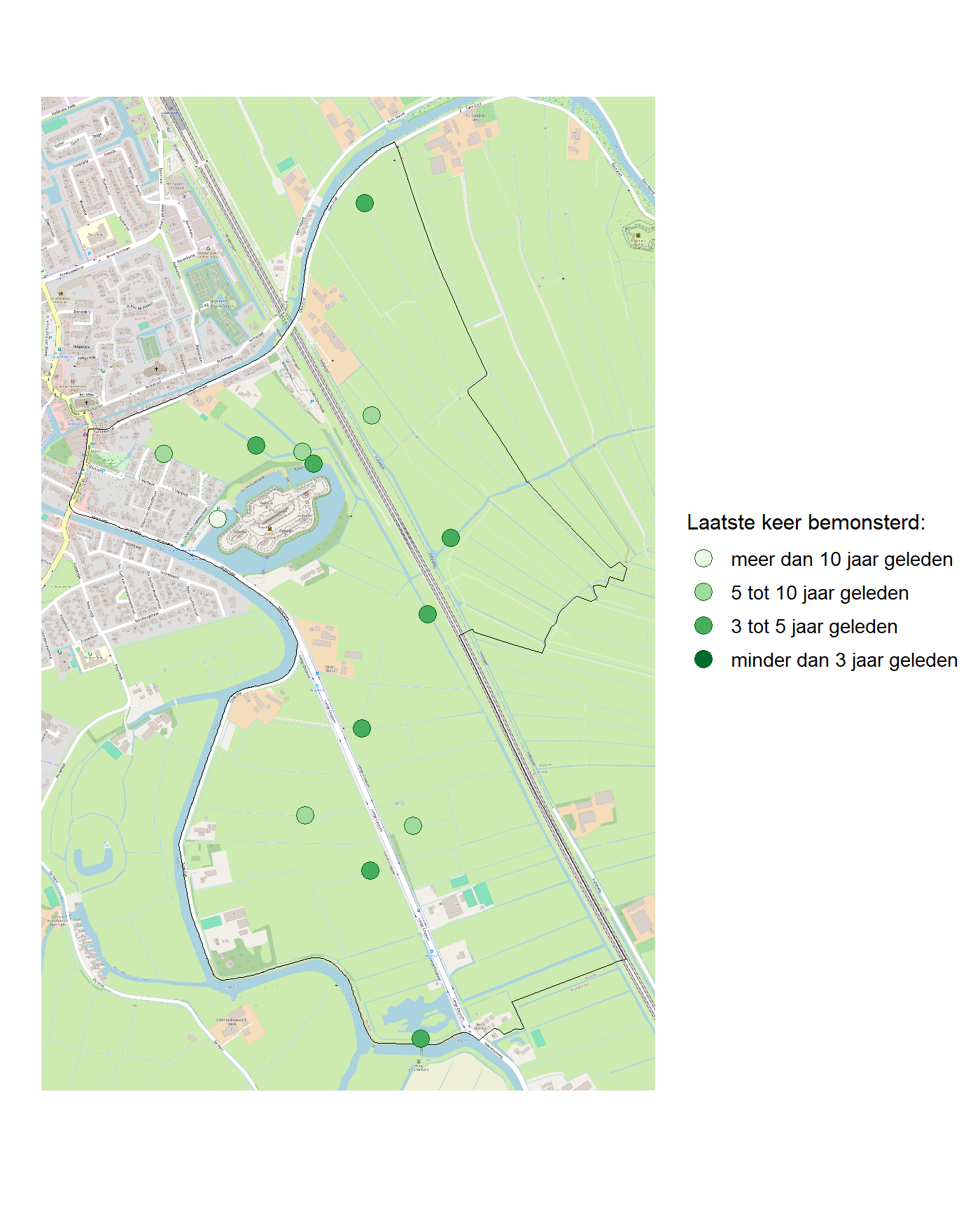 Kaart met meetlocaties waar waterplanten worden gemeten (groene stippen). Het laatste meetjaar waarin een locatie is bemonsterd is weergegeven in verschillende tinten groen.