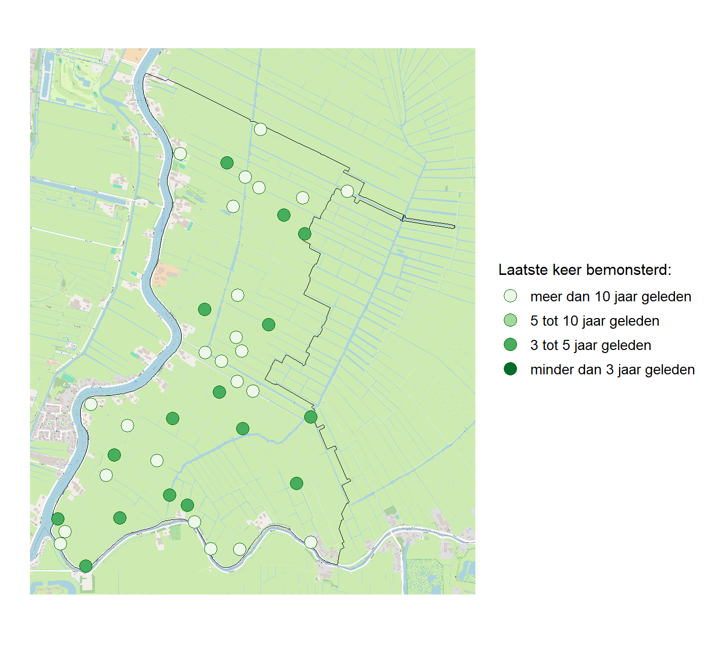 Kaart met meetlocaties waar waterplanten worden gemeten (groene stippen). Het laatste meetjaar waarin een locatie is bemonsterd is weergegeven in verschillende tinten groen.