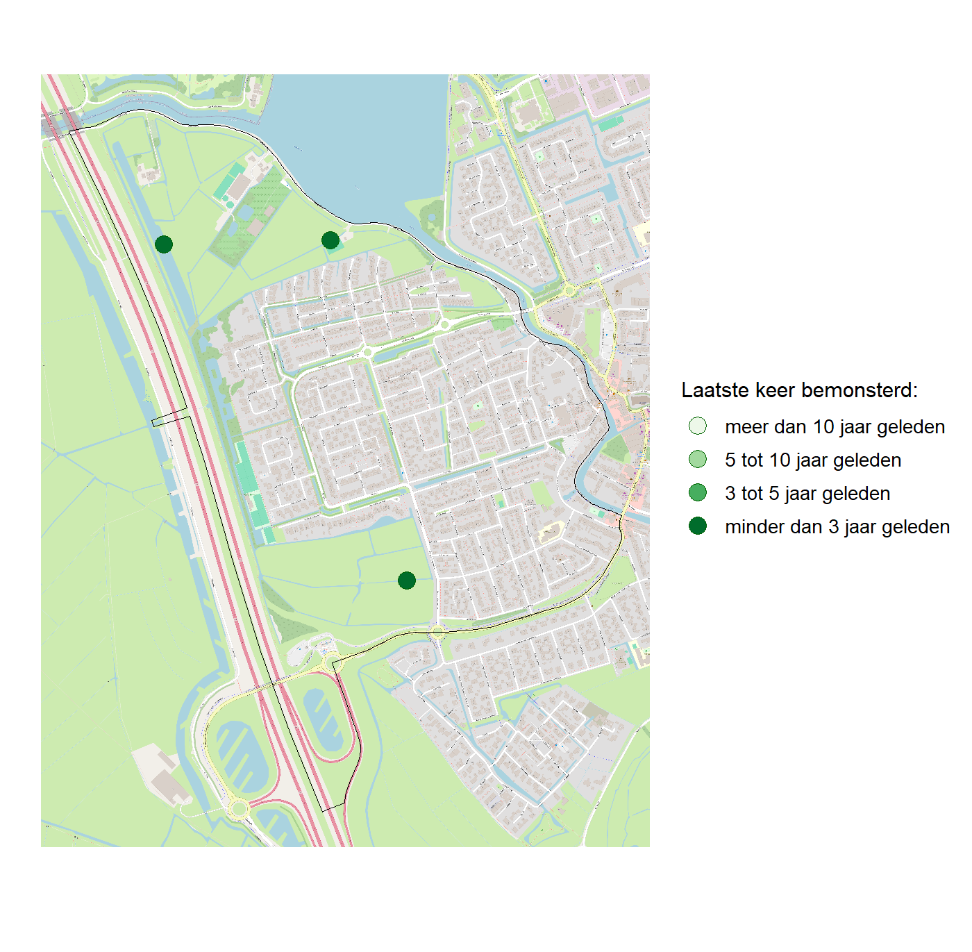 Kaart met meetlocaties waar waterplanten worden gemeten (groene stippen). Het laatste meetjaar waarin een locatie is bemonsterd is weergegeven in verschillende tinten groen.