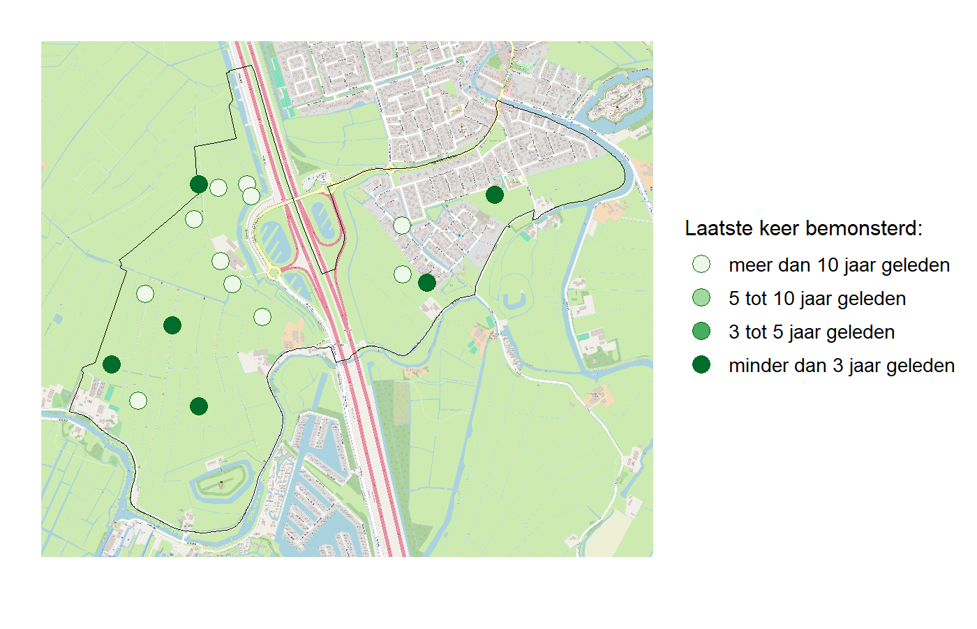 Kaart met meetlocaties waar waterplanten worden gemeten (groene stippen). Het laatste meetjaar waarin een locatie is bemonsterd is weergegeven in verschillende tinten groen.