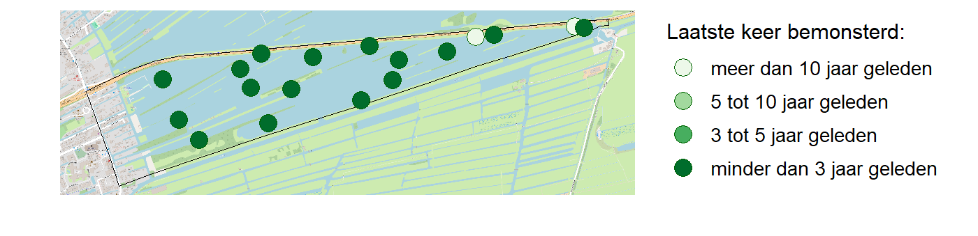 Kaart met meetlocaties waar waterplanten worden gemeten (groene stippen). Het laatste meetjaar waarin een locatie is bemonsterd is weergegeven in verschillende tinten groen.