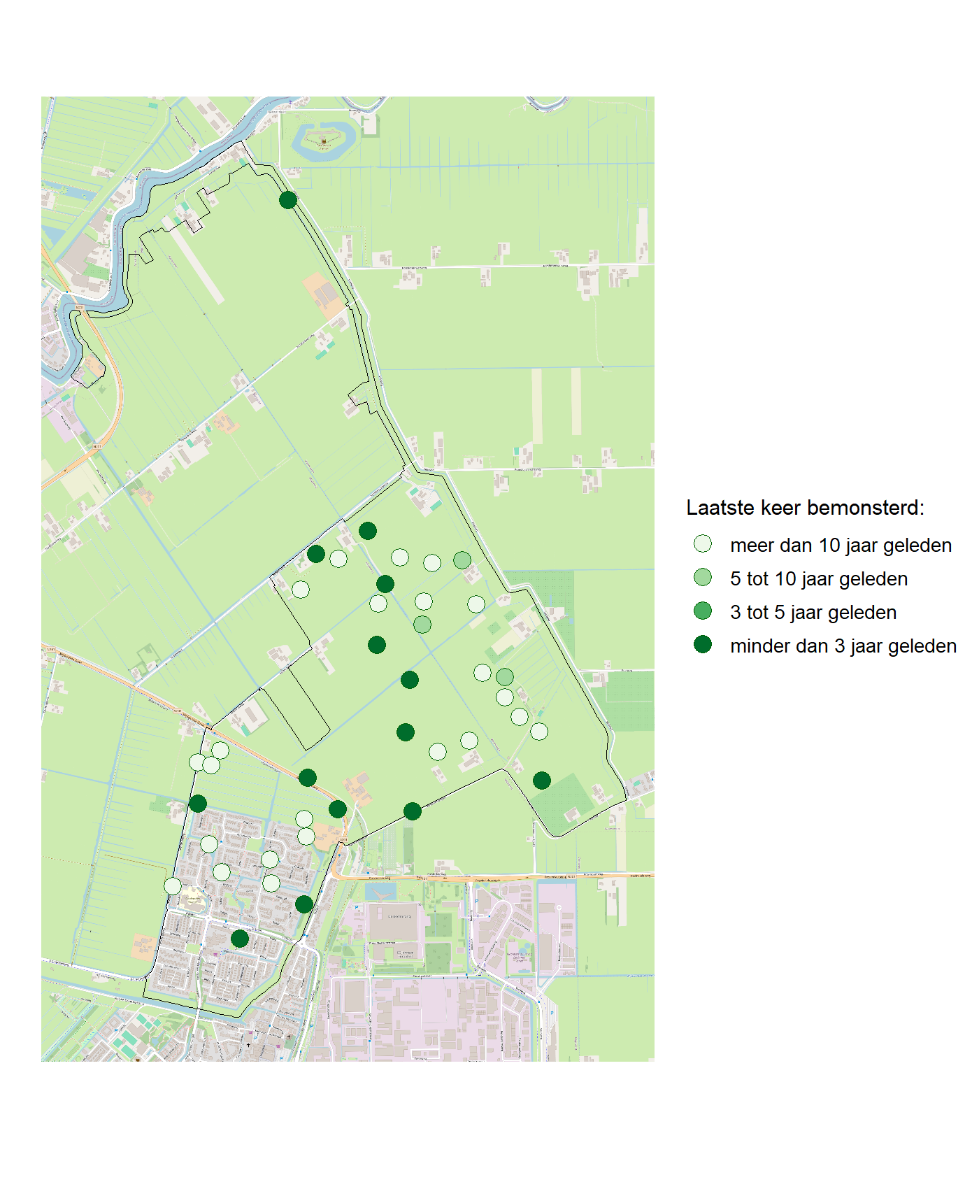 Kaart met meetlocaties waar waterplanten worden gemeten (groene stippen). Het laatste meetjaar waarin een locatie is bemonsterd is weergegeven in verschillende tinten groen.