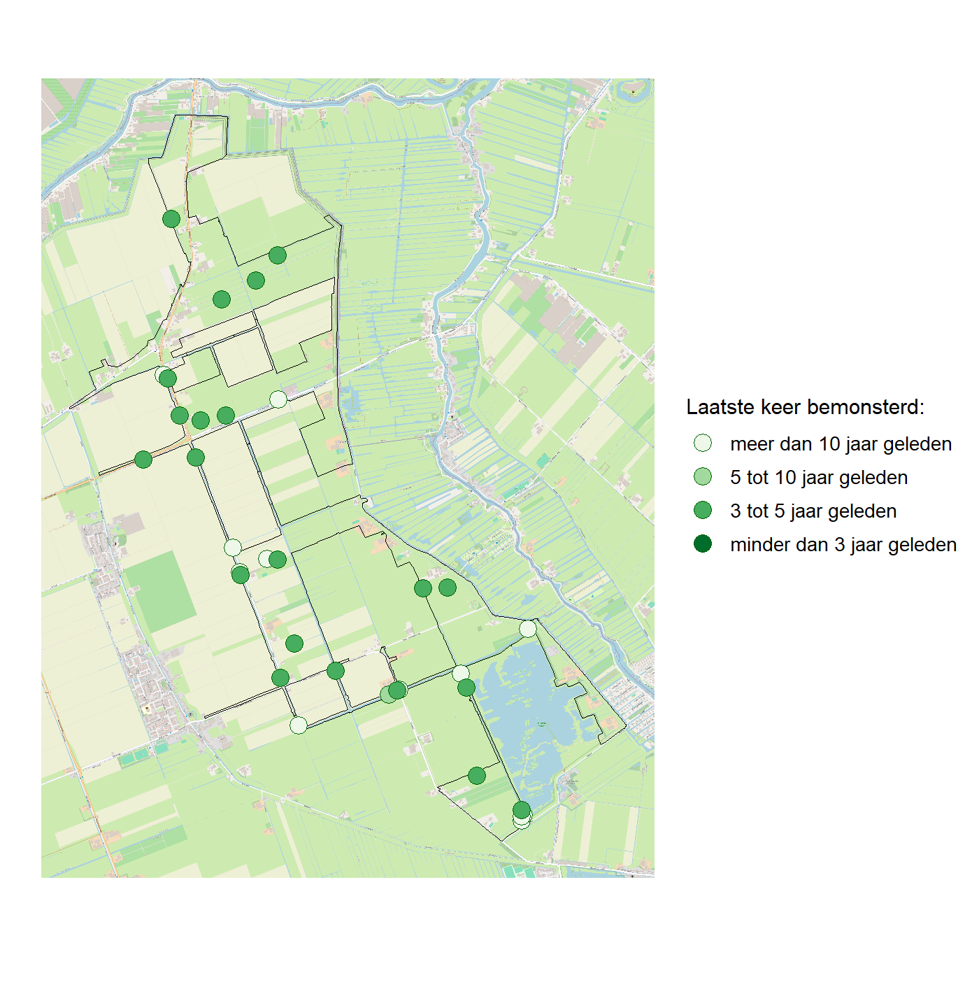 Kaart met meetlocaties waar waterplanten worden gemeten (groene stippen). Het laatste meetjaar waarin een locatie is bemonsterd is weergegeven in verschillende tinten groen.