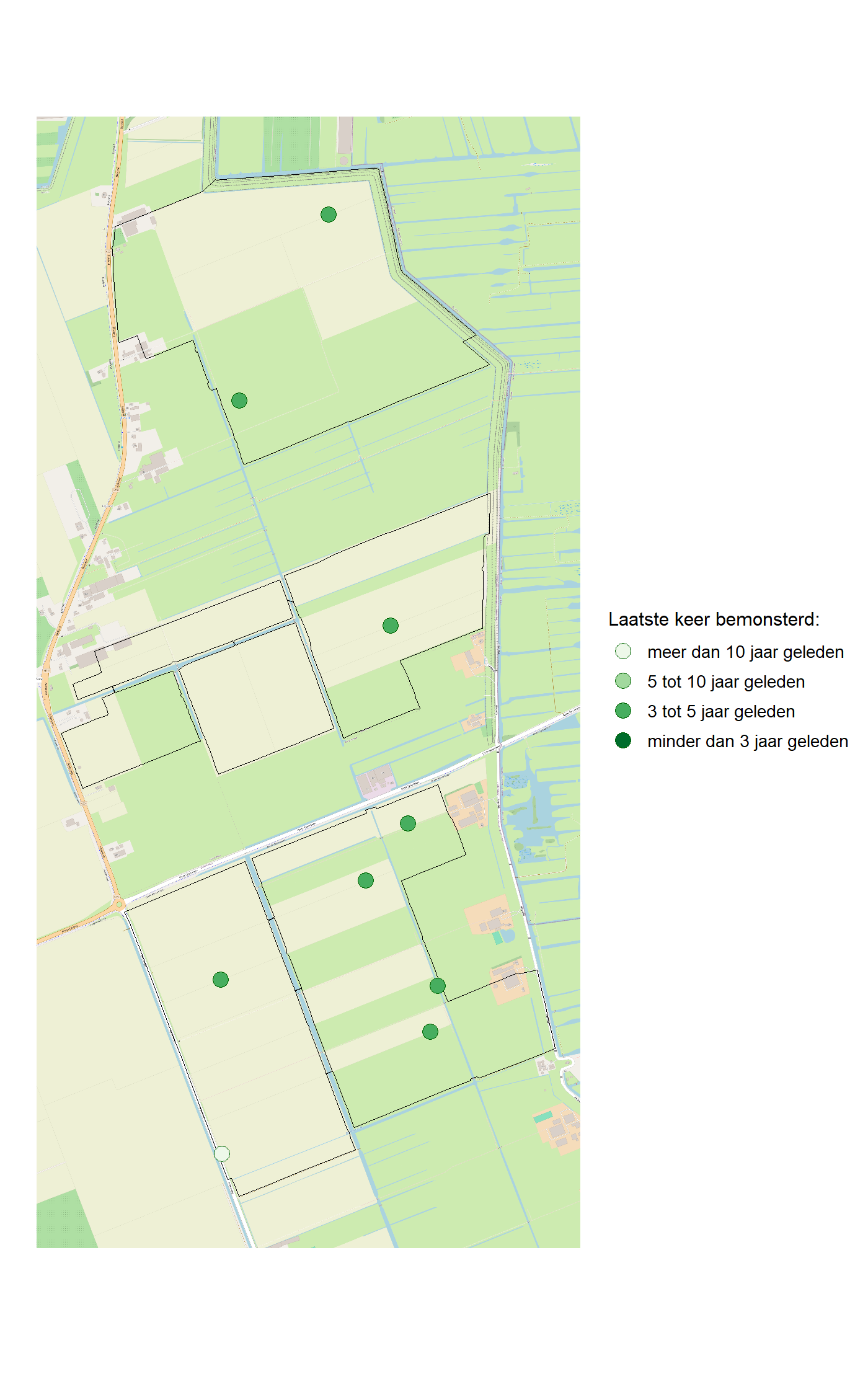 Kaart met meetlocaties waar waterplanten worden gemeten (groene stippen). Het laatste meetjaar waarin een locatie is bemonsterd is weergegeven in verschillende tinten groen.