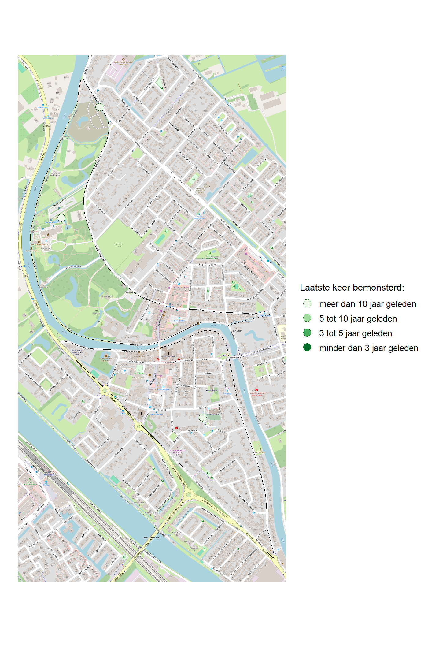 Kaart met meetlocaties waar waterplanten worden gemeten (groene stippen). Het laatste meetjaar waarin een locatie is bemonsterd is weergegeven in verschillende tinten groen.