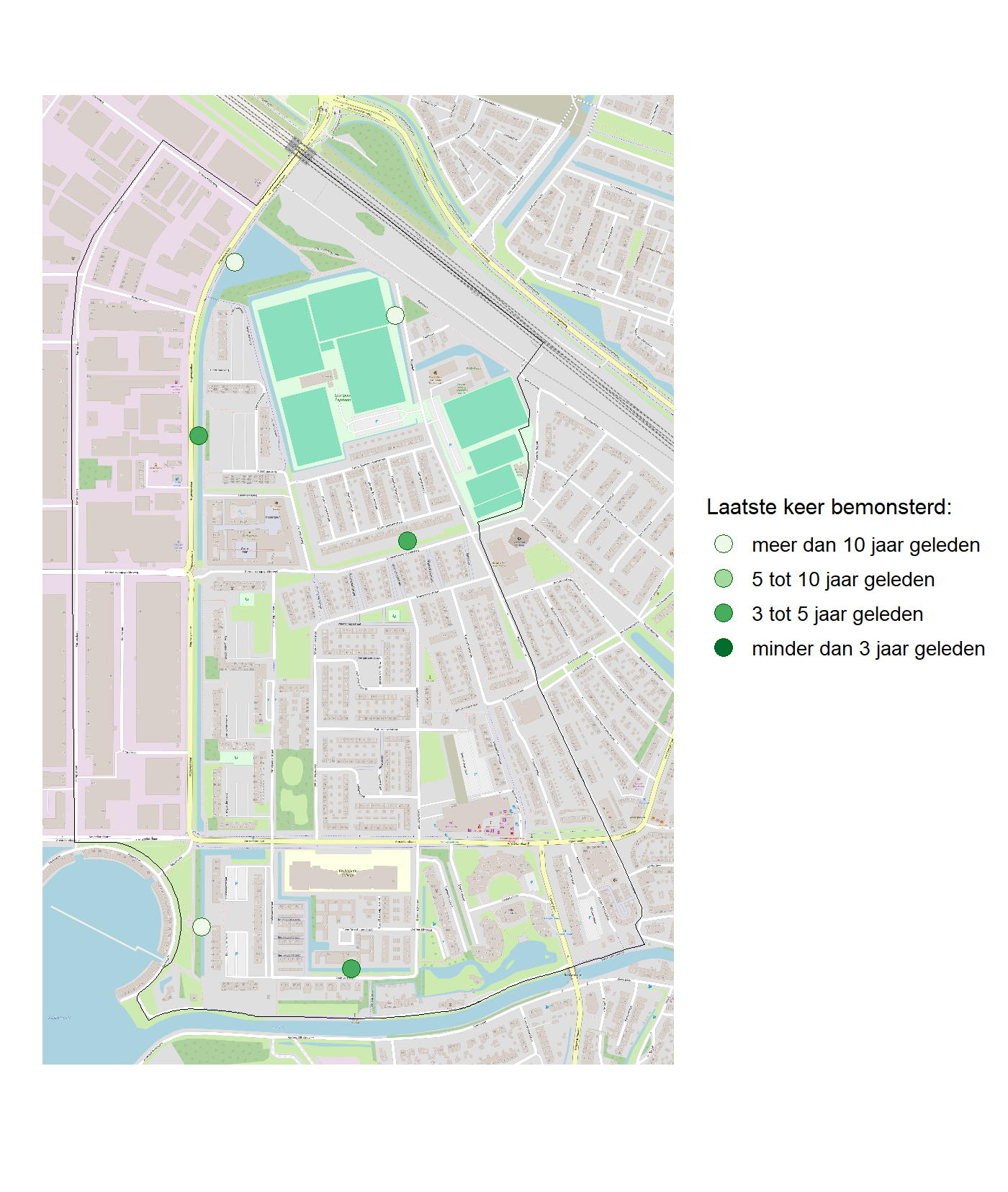 Kaart met meetlocaties waar waterplanten worden gemeten (groene stippen). Het laatste meetjaar waarin een locatie is bemonsterd is weergegeven in verschillende tinten groen.