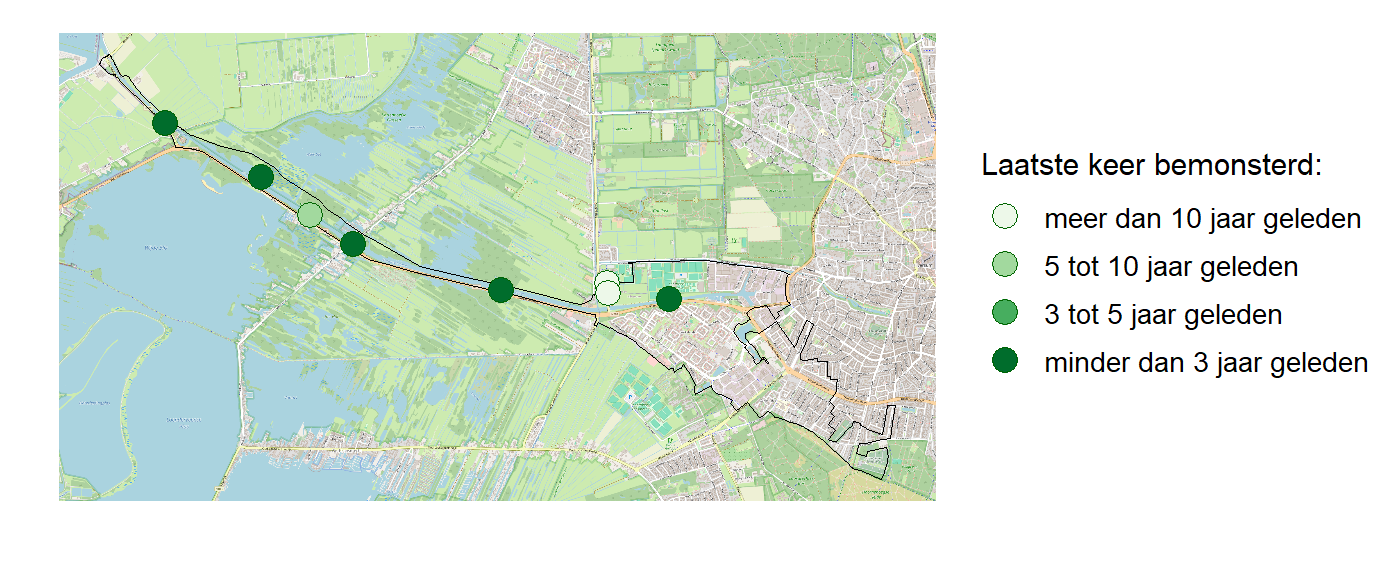 Kaart met meetlocaties waar waterplanten worden gemeten (groene stippen). Het laatste meetjaar waarin een locatie is bemonsterd is weergegeven in verschillende tinten groen.