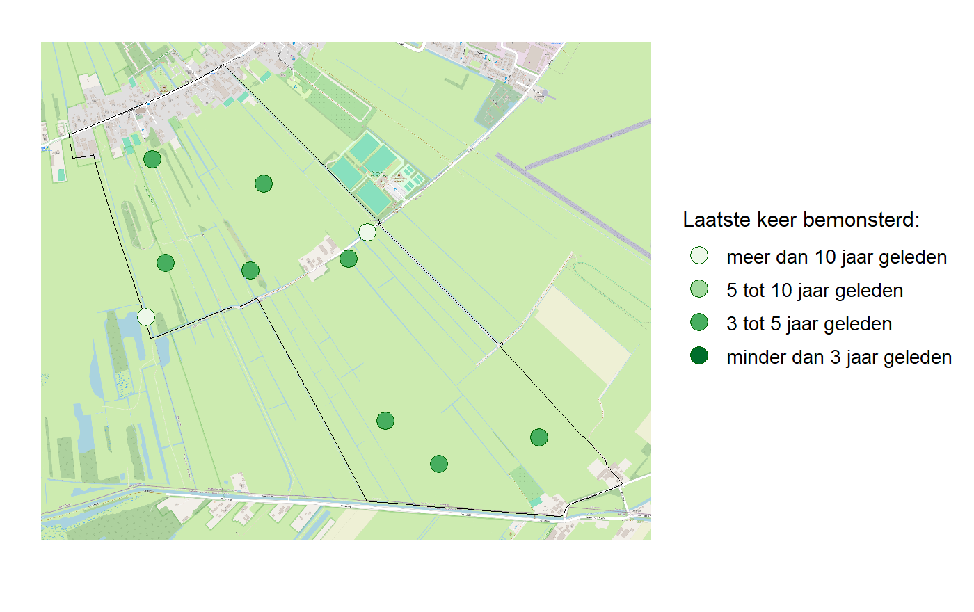 Kaart met meetlocaties waar waterplanten worden gemeten (groene stippen). Het laatste meetjaar waarin een locatie is bemonsterd is weergegeven in verschillende tinten groen.