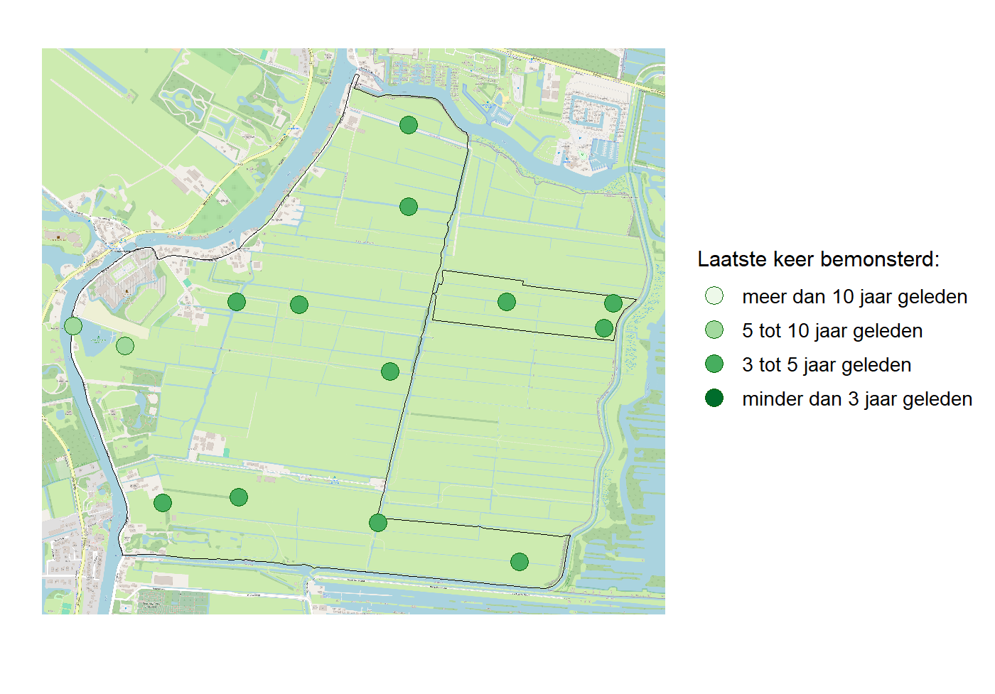 Kaart met meetlocaties waar waterplanten worden gemeten (groene stippen). Het laatste meetjaar waarin een locatie is bemonsterd is weergegeven in verschillende tinten groen.