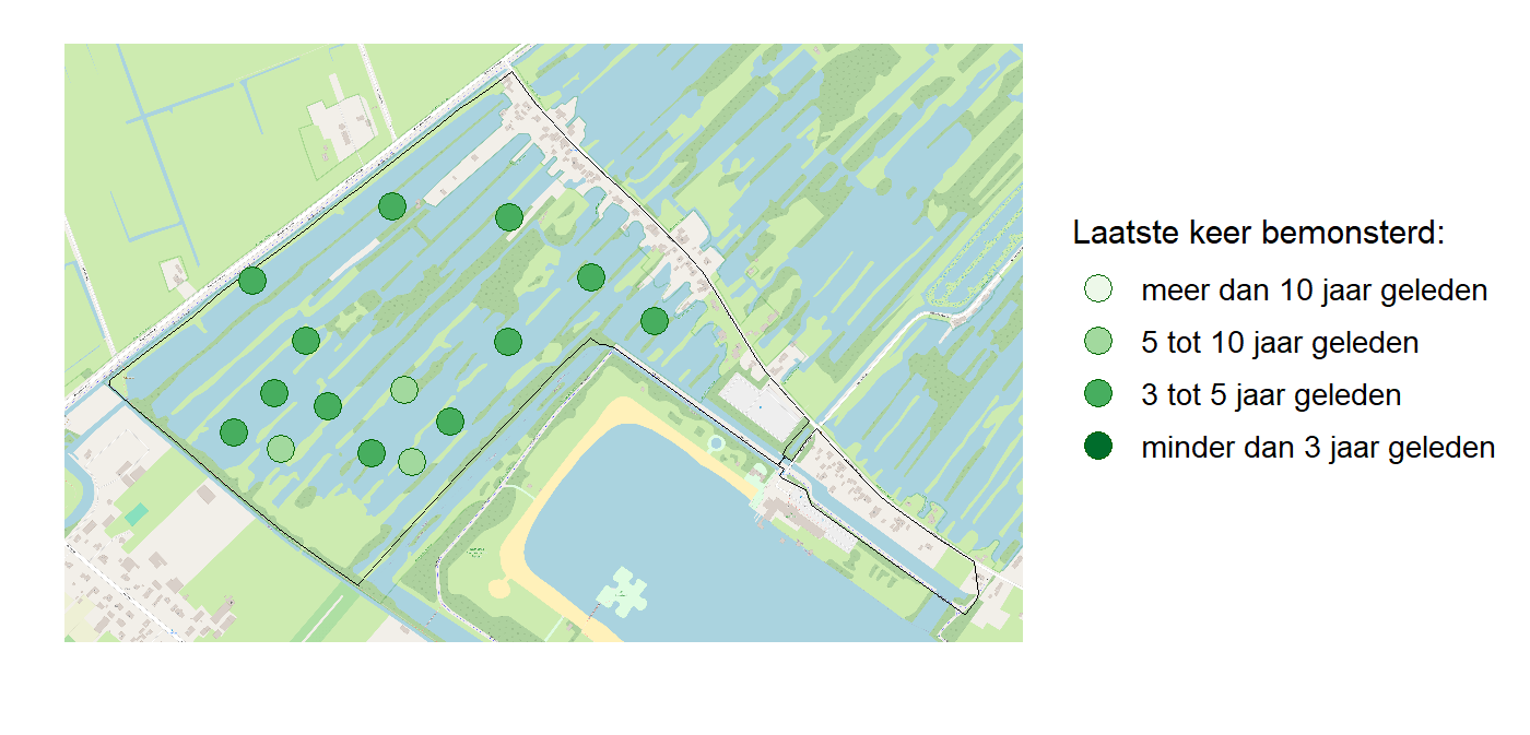 Kaart met meetlocaties waar waterplanten worden gemeten (groene stippen). Het laatste meetjaar waarin een locatie is bemonsterd is weergegeven in verschillende tinten groen.