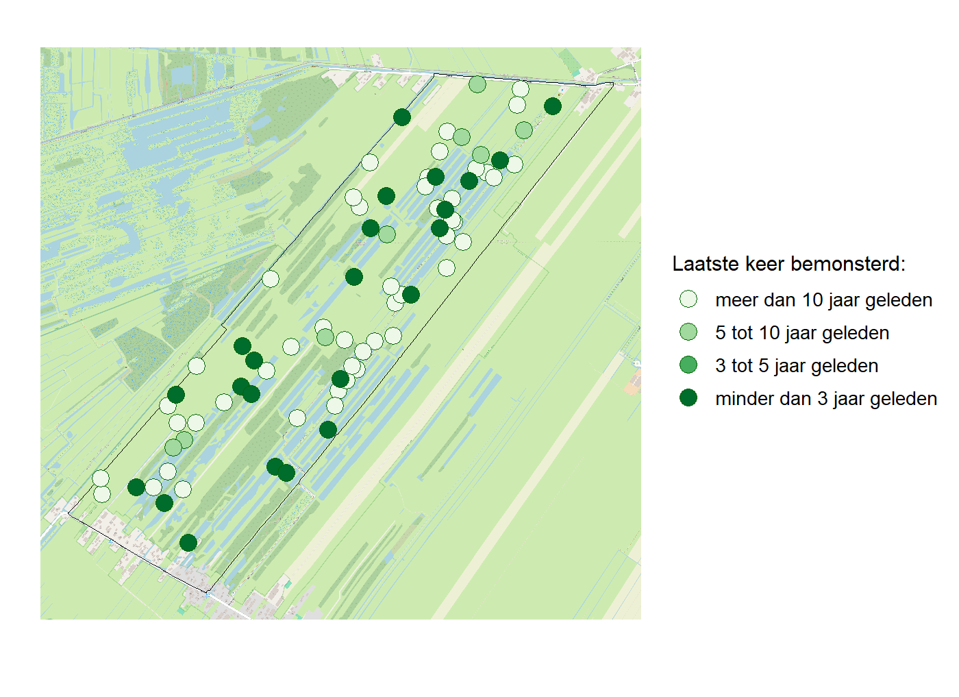 Kaart met meetlocaties waar waterplanten worden gemeten (groene stippen). Het laatste meetjaar waarin een locatie is bemonsterd is weergegeven in verschillende tinten groen.