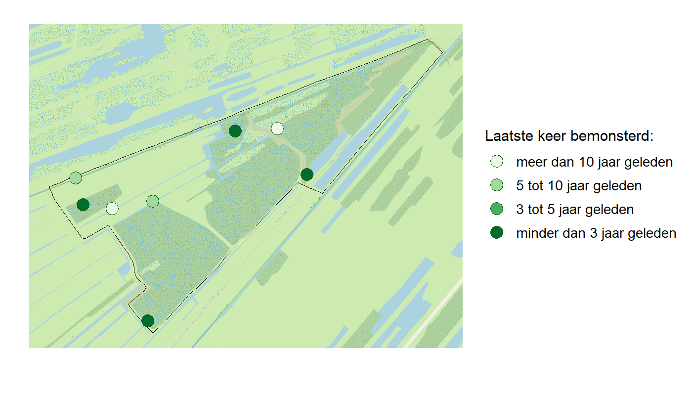 Kaart met meetlocaties waar waterplanten worden gemeten (groene stippen). Het laatste meetjaar waarin een locatie is bemonsterd is weergegeven in verschillende tinten groen.