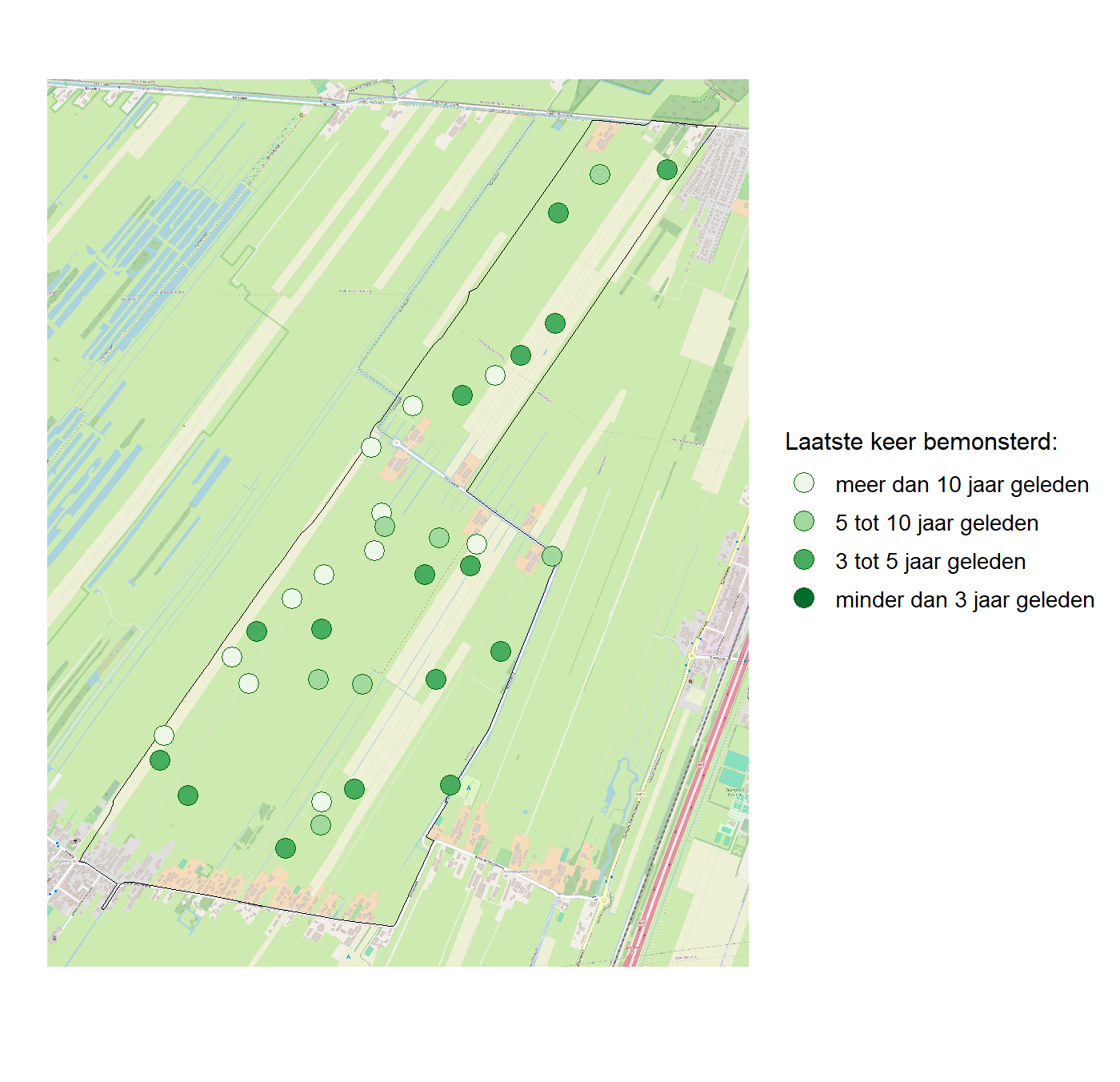 Kaart met meetlocaties waar waterplanten worden gemeten (groene stippen). Het laatste meetjaar waarin een locatie is bemonsterd is weergegeven in verschillende tinten groen.