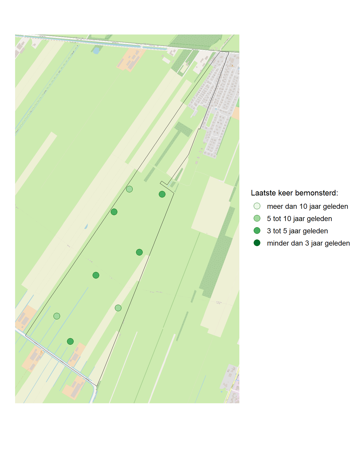 Kaart met meetlocaties waar waterplanten worden gemeten (groene stippen). Het laatste meetjaar waarin een locatie is bemonsterd is weergegeven in verschillende tinten groen.