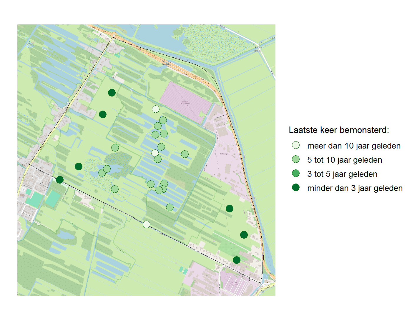 Kaart met meetlocaties waar waterplanten worden gemeten (groene stippen). Het laatste meetjaar waarin een locatie is bemonsterd is weergegeven in verschillende tinten groen.