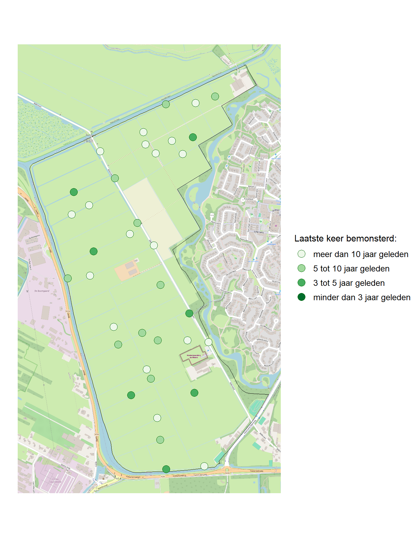 Kaart met meetlocaties waar waterplanten worden gemeten (groene stippen). Het laatste meetjaar waarin een locatie is bemonsterd is weergegeven in verschillende tinten groen.