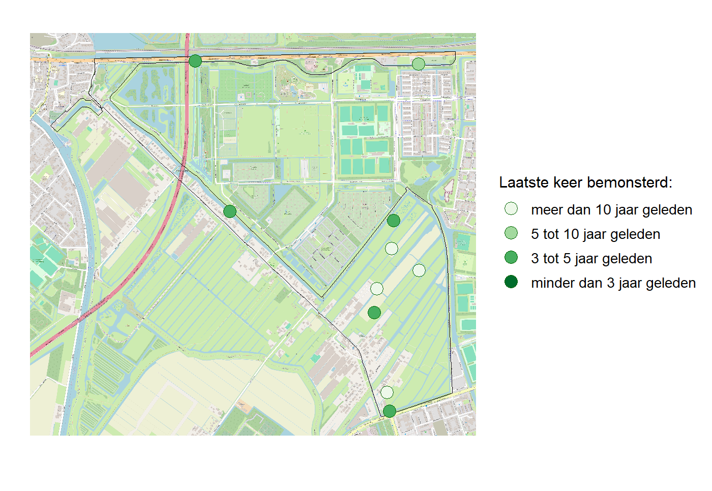 Kaart met meetlocaties waar waterplanten worden gemeten (groene stippen). Het laatste meetjaar waarin een locatie is bemonsterd is weergegeven in verschillende tinten groen.