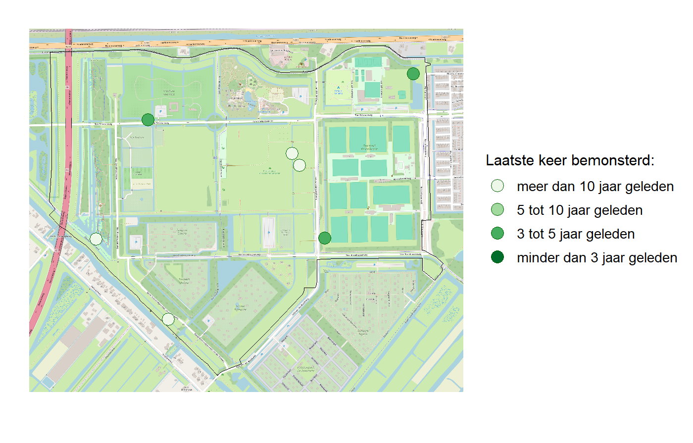 Kaart met meetlocaties waar waterplanten worden gemeten (groene stippen). Het laatste meetjaar waarin een locatie is bemonsterd is weergegeven in verschillende tinten groen.