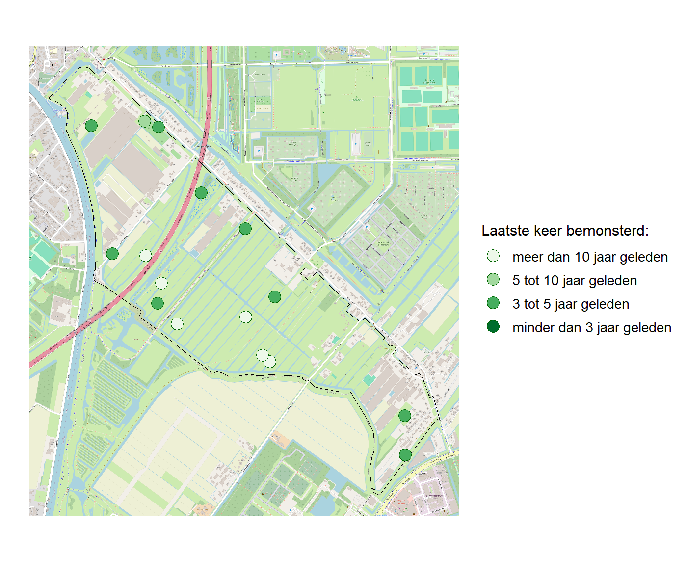 Kaart met meetlocaties waar waterplanten worden gemeten (groene stippen). Het laatste meetjaar waarin een locatie is bemonsterd is weergegeven in verschillende tinten groen.