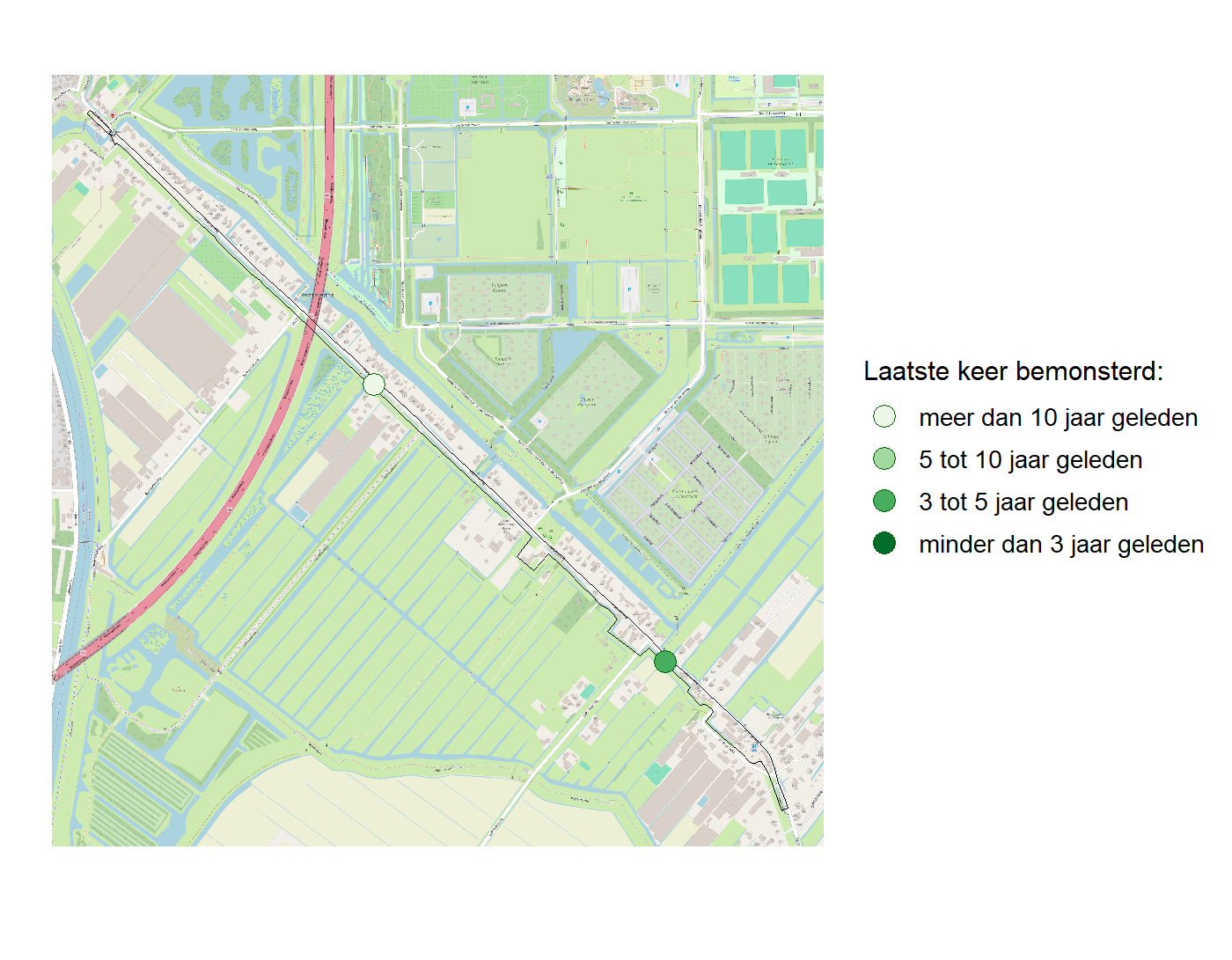 Kaart met meetlocaties waar waterplanten worden gemeten (groene stippen). Het laatste meetjaar waarin een locatie is bemonsterd is weergegeven in verschillende tinten groen.