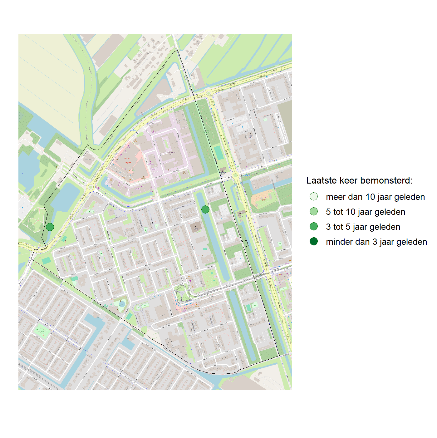 Kaart met meetlocaties waar waterplanten worden gemeten (groene stippen). Het laatste meetjaar waarin een locatie is bemonsterd is weergegeven in verschillende tinten groen.