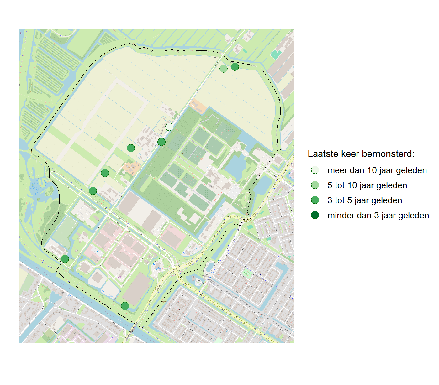 Kaart met meetlocaties waar waterplanten worden gemeten (groene stippen). Het laatste meetjaar waarin een locatie is bemonsterd is weergegeven in verschillende tinten groen.