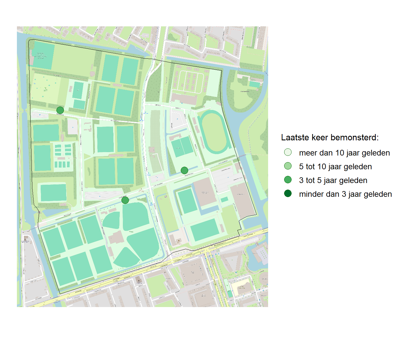 Kaart met meetlocaties waar waterplanten worden gemeten (groene stippen). Het laatste meetjaar waarin een locatie is bemonsterd is weergegeven in verschillende tinten groen.