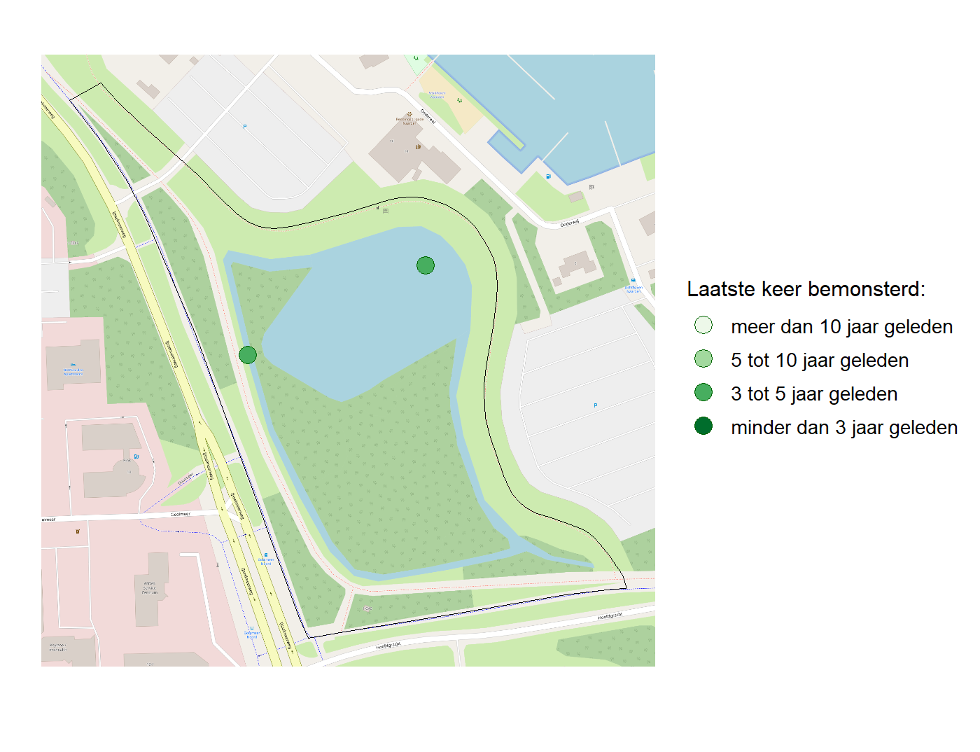 Kaart met meetlocaties waar waterplanten worden gemeten (groene stippen). Het laatste meetjaar waarin een locatie is bemonsterd is weergegeven in verschillende tinten groen.